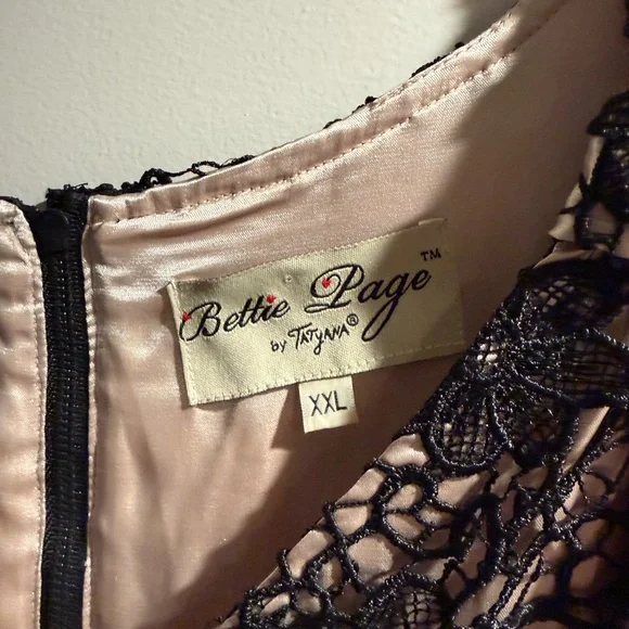Bettie Page by Tatyana Elegant Lace Overlay Dress in Black and Beige - Picture 6 of 8